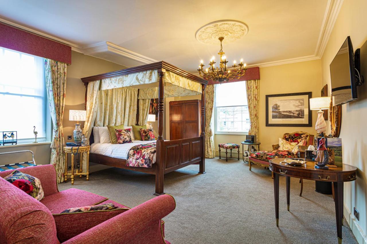 The Rutland Arms Hotel, Bakewell, Derbyshire エクステリア 写真