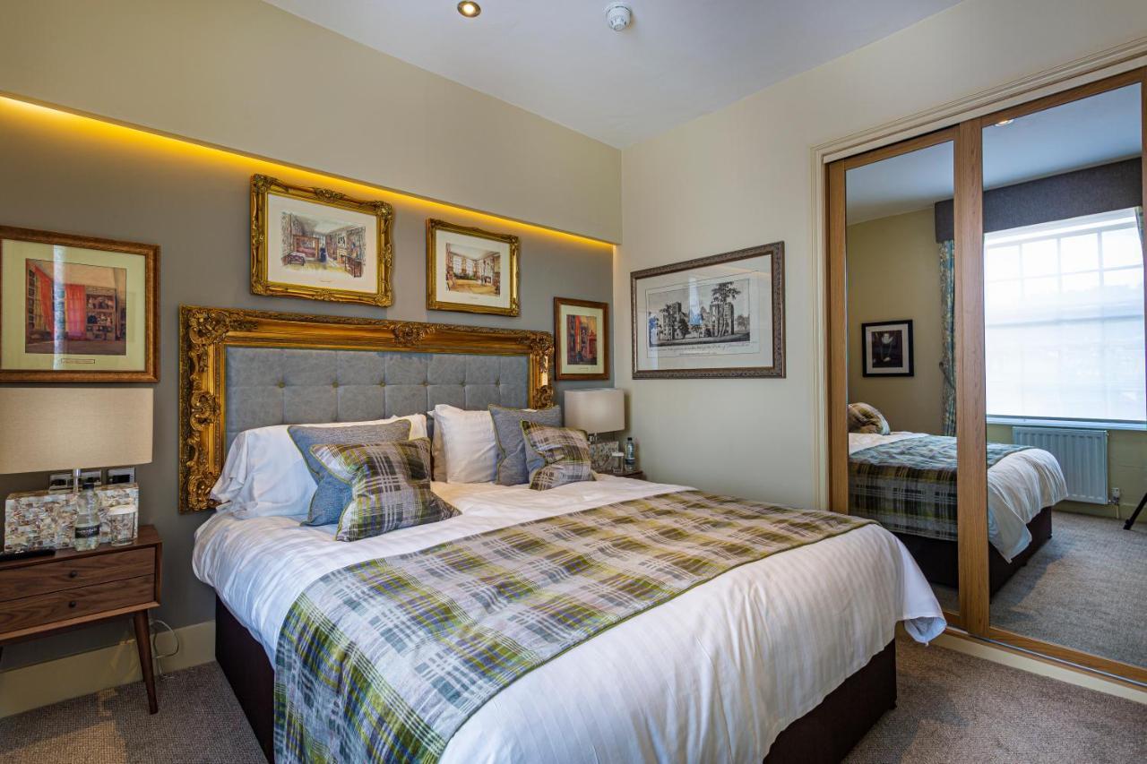 The Rutland Arms Hotel, Bakewell, Derbyshire エクステリア 写真