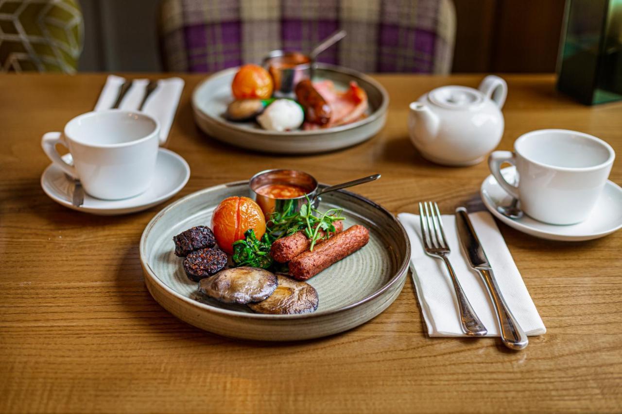 The Rutland Arms Hotel, Bakewell, Derbyshire エクステリア 写真