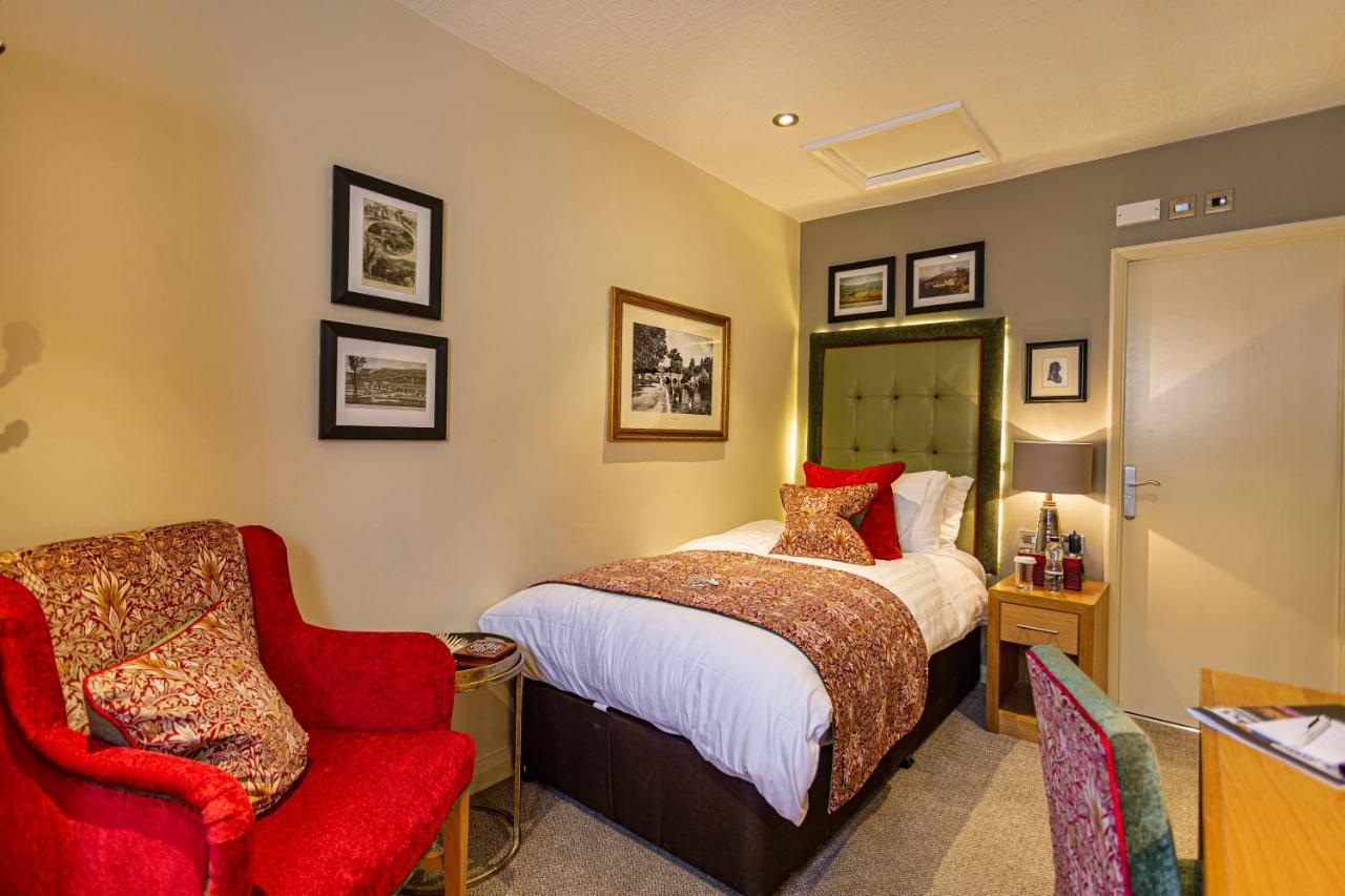 The Rutland Arms Hotel, Bakewell, Derbyshire エクステリア 写真